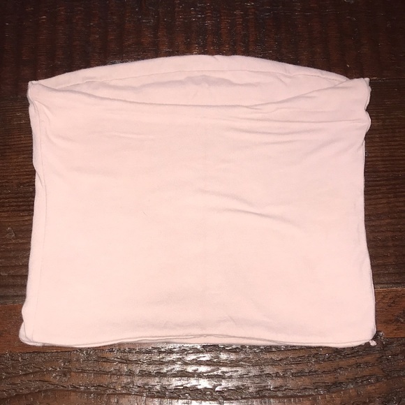 Brandy Melville crop top - Picture 2 of 3